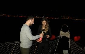 Kuşadası Sürpriz Doğum Günü Organizasyonu